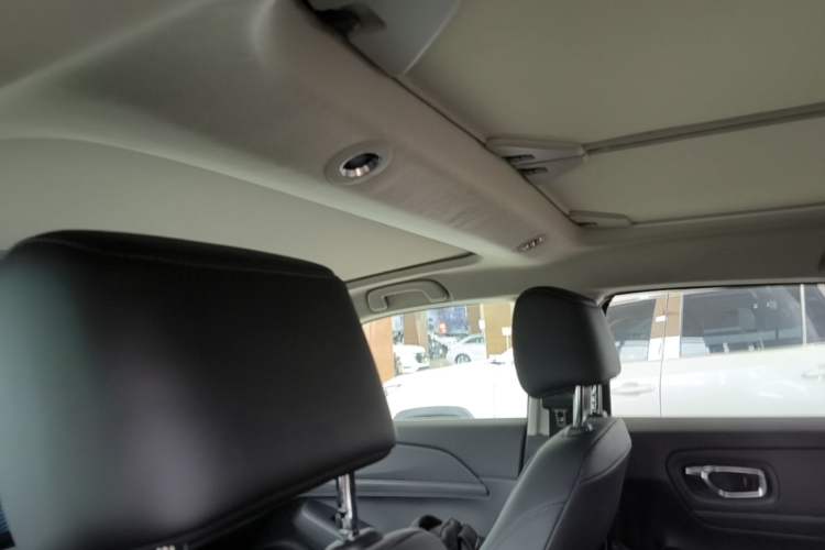 Used Honda Vezel 2023 1.5L CVT Tech Edition Headliner