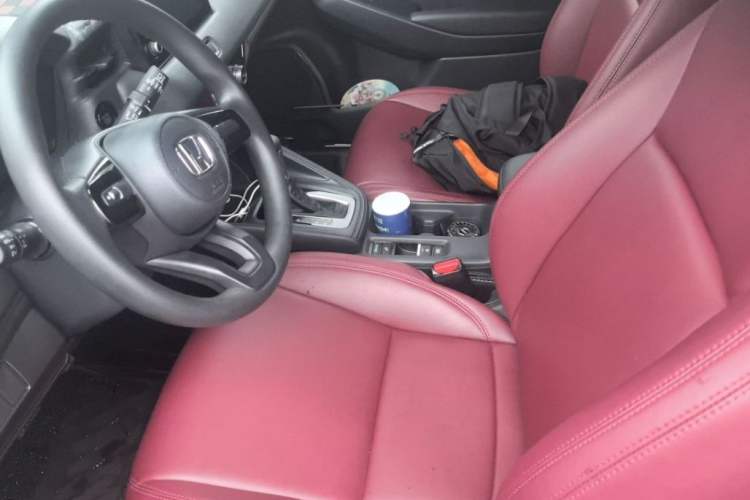 Used Honda Vezel 2023 1.5L CVT Elite Edition Interior 1