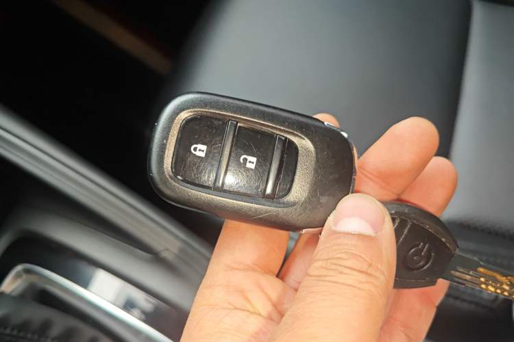 Used Honda Vezel 2023 1.5L CVT Elite Edition Interior 1