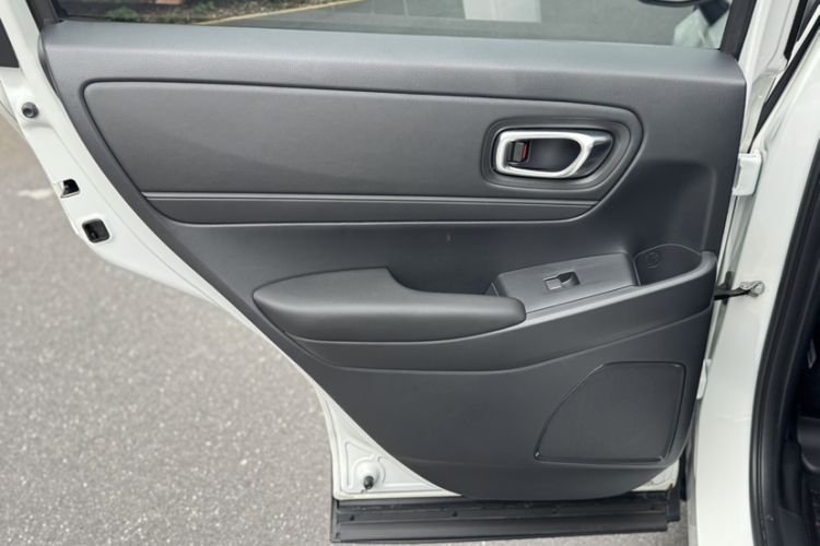 Used Honda Vezel 2023 1.5L CVT Tech Edition Interior 2