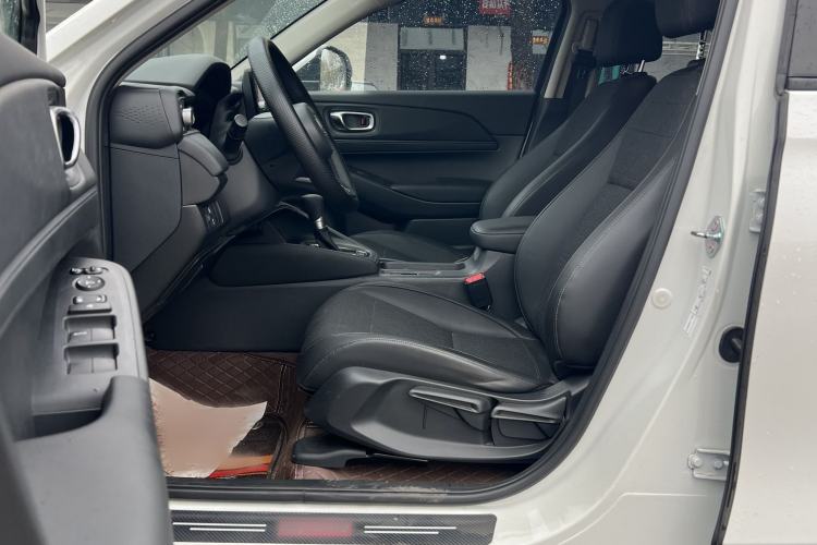 Used Honda Vezel 2023 1.5L CVT Tech Edition Interior 2