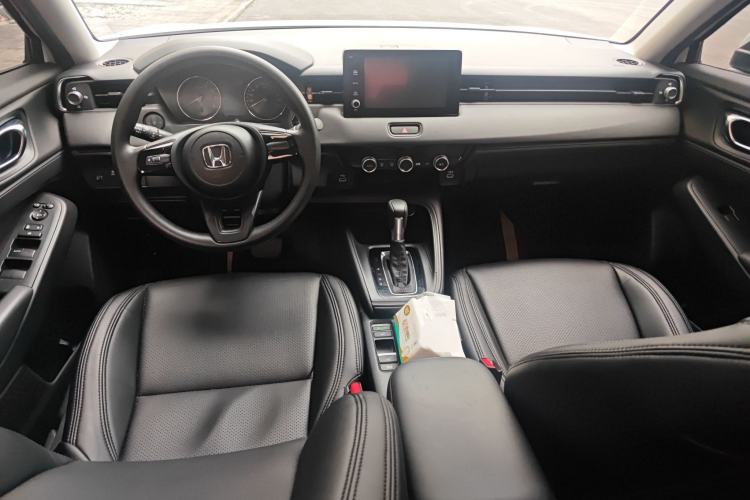 Used Honda Vezel 2023 1.5L CVT Elite Edition Interior 2