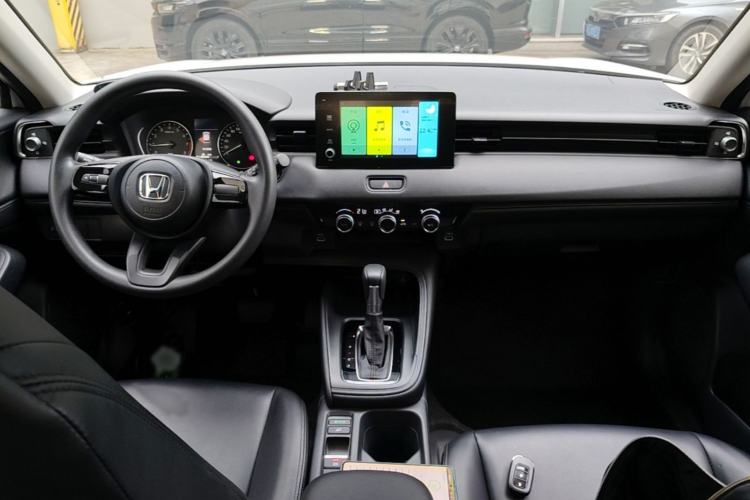 Used Honda Vezel 2023 1.5L CVT Elite Edition Interior 2