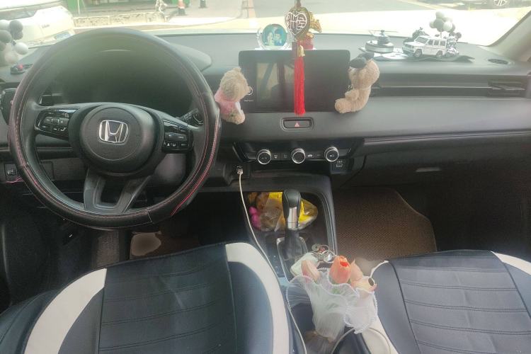 Used Honda Vezel 2023 1.5L CVT Pioneer Edition Interior 2