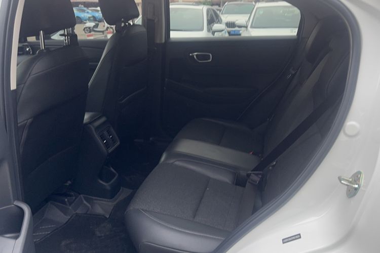 Used Honda Vezel 2023 1.5L CVT Tech Edition Interior 2