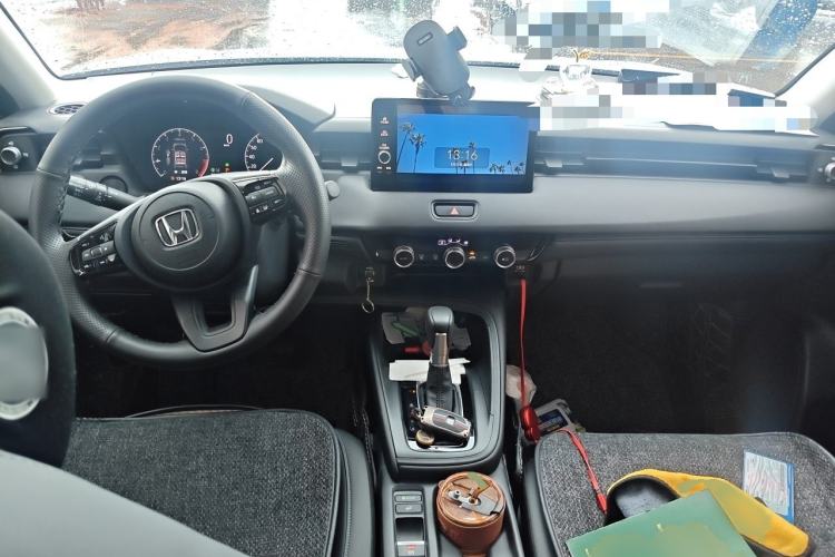 Used Honda Vezel 2023 1.5L CVT Tech Edition Interior 2