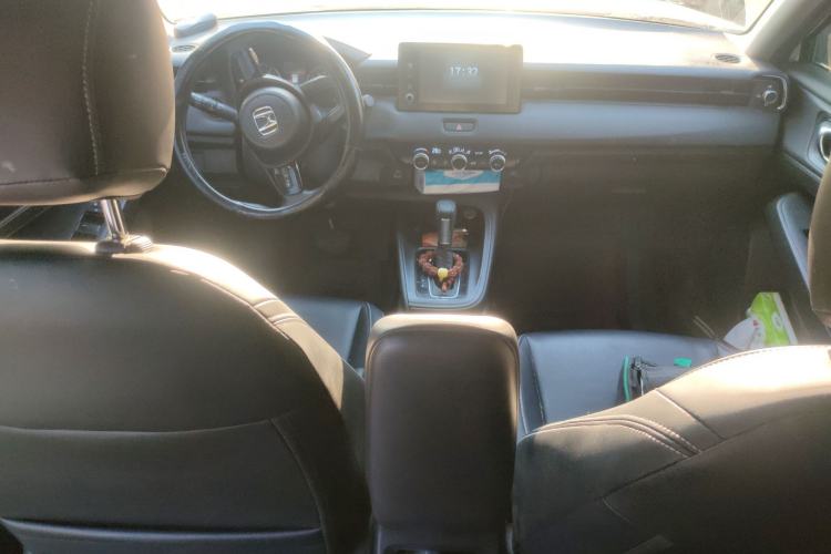 Used Honda Vezel 2023 1.5L CVT Elite Edition Interior 2