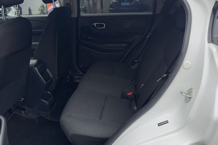 Used Honda Vezel 2023 1.5L CVT Elite Edition Interior 2