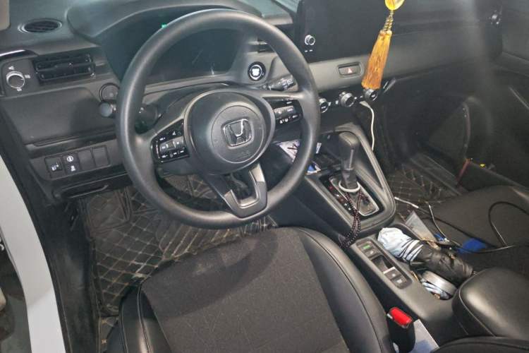 Used Honda Vezel 2023 1.5L CVT Tech Edition Interior 2
