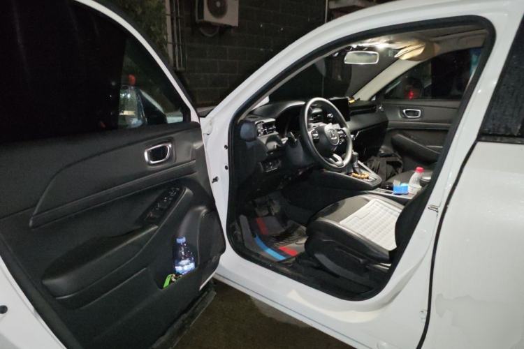 Used Honda Vezel 2023 1.5L CVT Tech Edition Interior 3