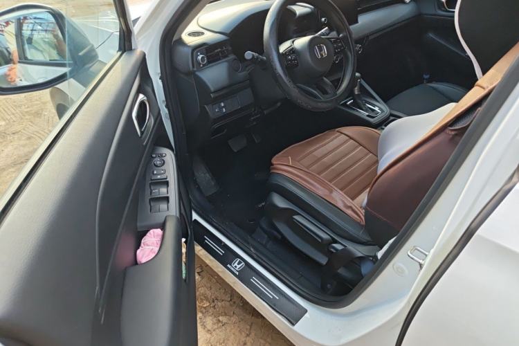 Used Honda Vezel 2023 1.5L CVT Tech Edition Interior 3