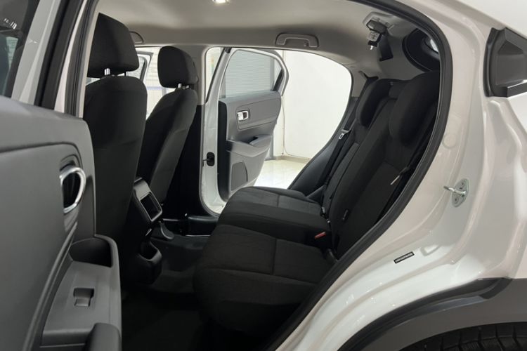 Used Honda Vezel 2023 1.5L CVT Elite Edition Interior 3