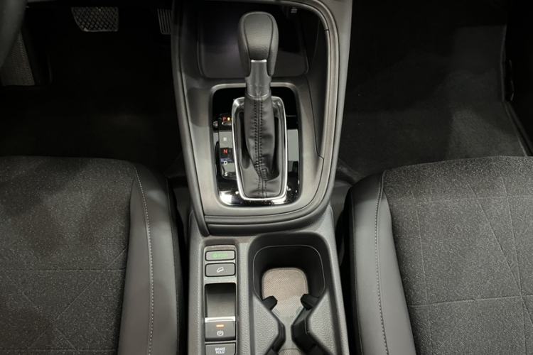 Used Honda Vezel 2023 1.5L CVT Tech Edition Interior 4