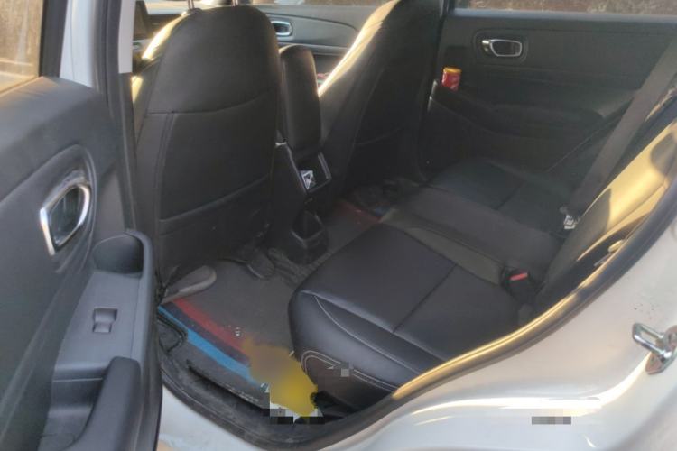 Used Honda Vezel 2023 1.5L CVT Elite Edition Interior 4