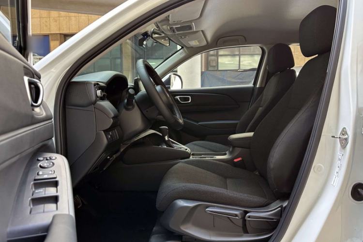 Used Honda Vezel 2023 1.5L CVT Elite Edition Interior 5