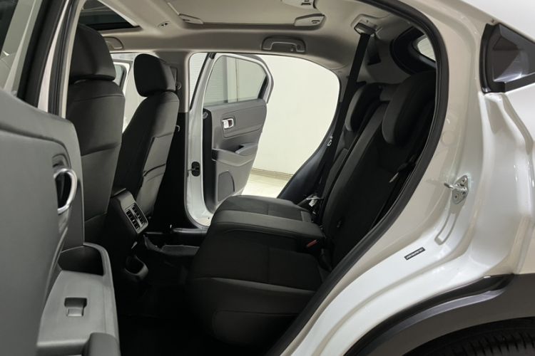Used Honda Vezel 2023 1.5L CVT Tech Edition Interior 6
