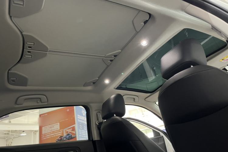 Used Honda Vezel 2023 1.5L CVT Tech Edition Interior 7