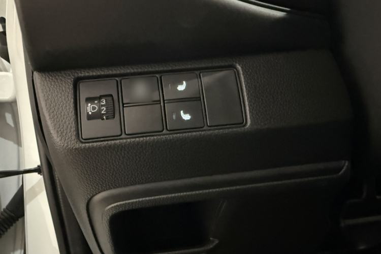 Used Honda Vezel 2023 1.5L CVT Elite Edition Interior 8