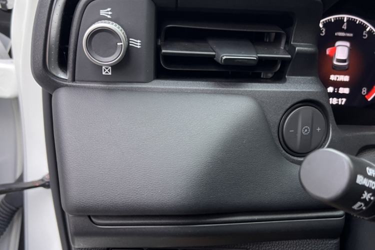 Used Honda Vezel 2023 1.5L CVT Tech Edition Interior 9