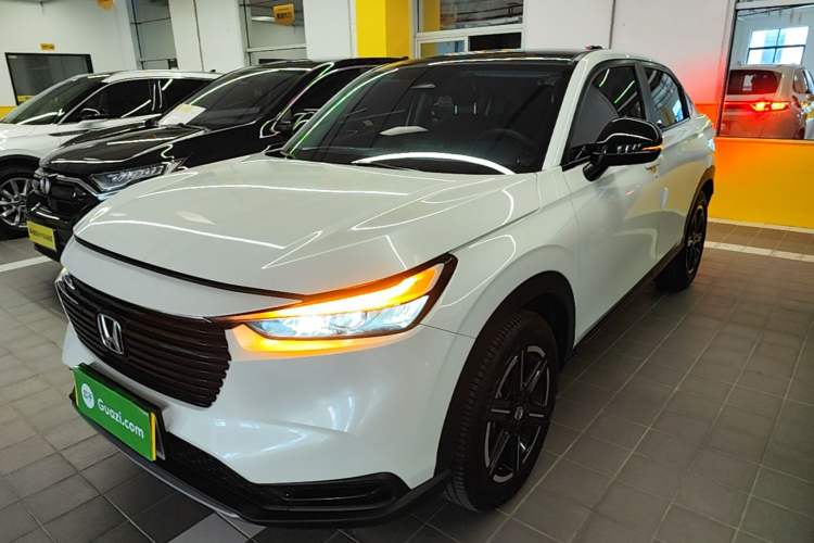 Honda Vezel 2023 1.5L CVT Tech Edition