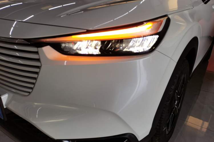 Used Honda Vezel 2023 1.5L CVT Elite Edition Left Front Headlight