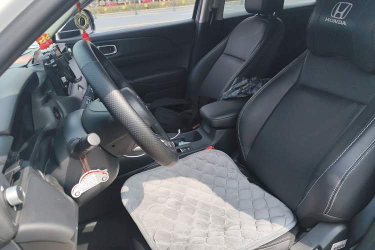 Used Honda Vezel 2023 1.5L CVT Tech Edition Left Front Seat