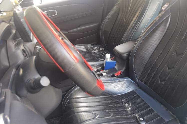 Used Honda Vezel 2023 1.5L CVT Elite Edition Left Front Seat