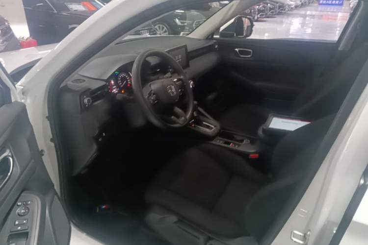 Used Honda Vezel 2023 1.5L CVT Elite Edition Left Front Seat