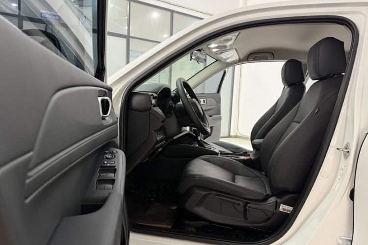 Used Honda Vezel 2023 1.5L CVT Elite Edition Left Front Seat