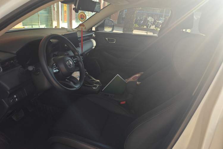 Used Honda Vezel 2023 1.5L CVT Tech Edition Left Front Seat
