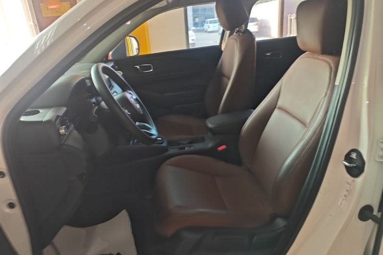 Used Honda Vezel 2023 1.5L CVT Elite Edition Left Front Seat