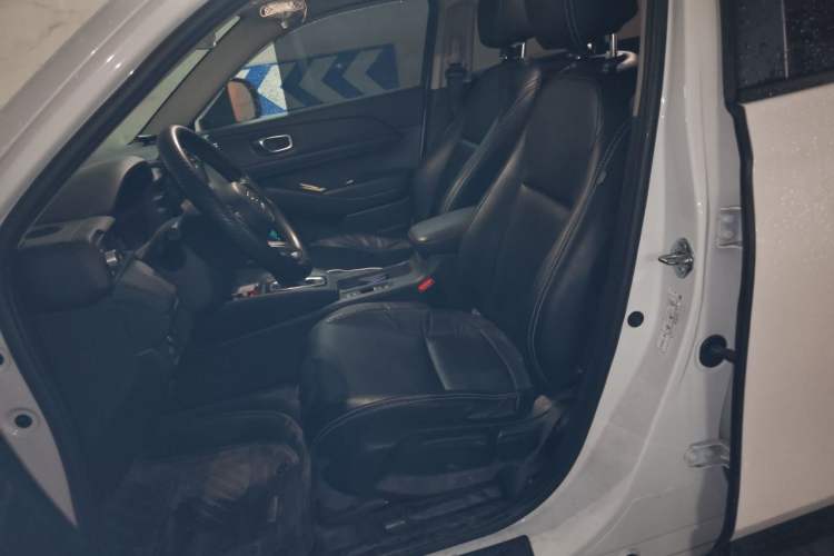 Used Honda Vezel 2023 1.5L CVT Elite Edition Left Front Seat