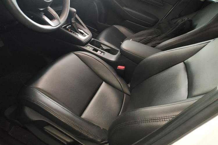 Used Honda Vezel 2023 1.5L CVT Elite Edition Left Front Seat