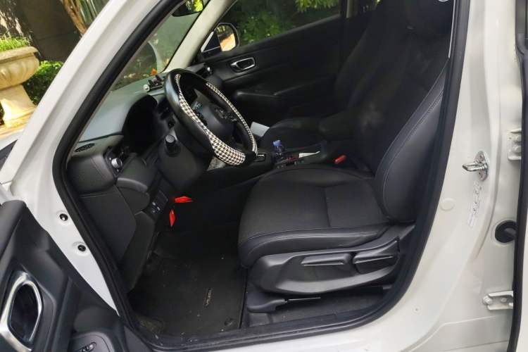 Used Honda Vezel 2023 1.5L CVT Tech Edition Left Front Seat