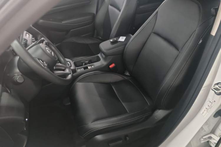 Used Honda Vezel 2023 1.5L CVT Elite Edition Left Front Seat