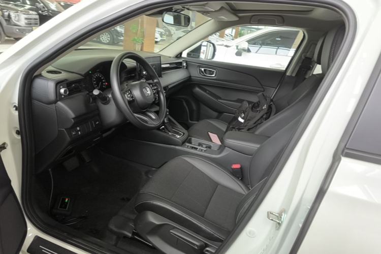 Used Honda Vezel 2023 1.5L CVT Tech Edition Left Front Seat