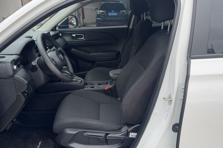 Used Honda Vezel 2023 1.5L CVT Elite Edition Left Front Seat