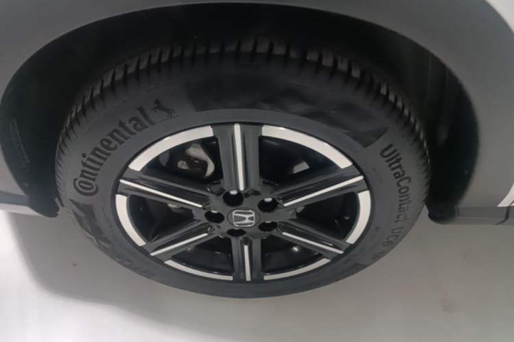 Used Honda Vezel 2023 1.5L CVT Elite Edition Left Front Wheel Hub
