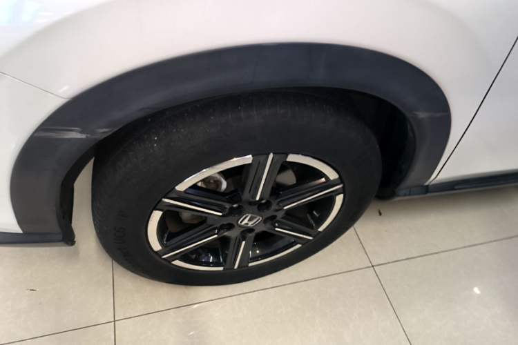 Used Honda Vezel 2023 1.5L CVT Elite Edition Left Front Wheel Hub