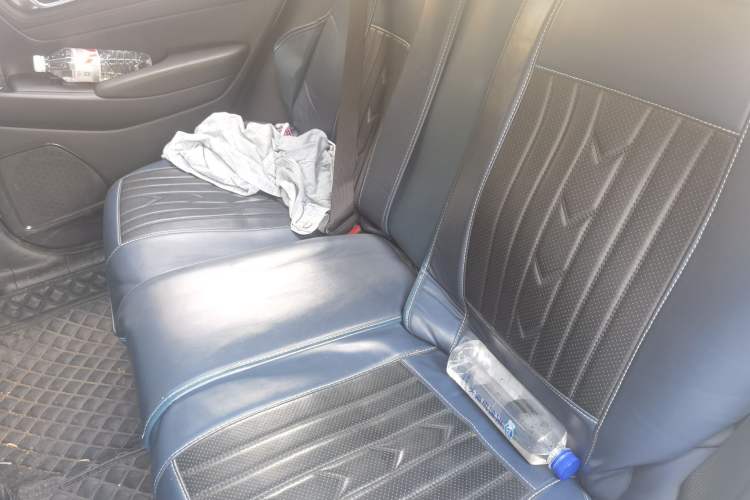 Used Honda Vezel 2023 1.5L CVT Elite Edition Left Rear Seat