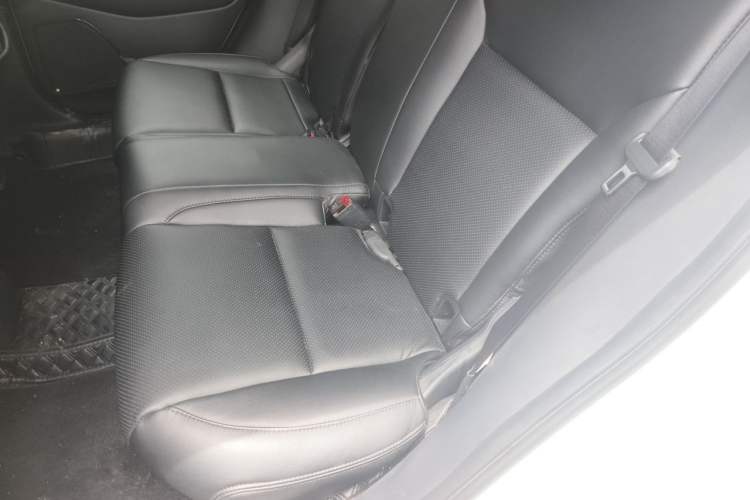 Used Honda Vezel 2023 1.5L CVT Elite Edition Left Rear Seat
