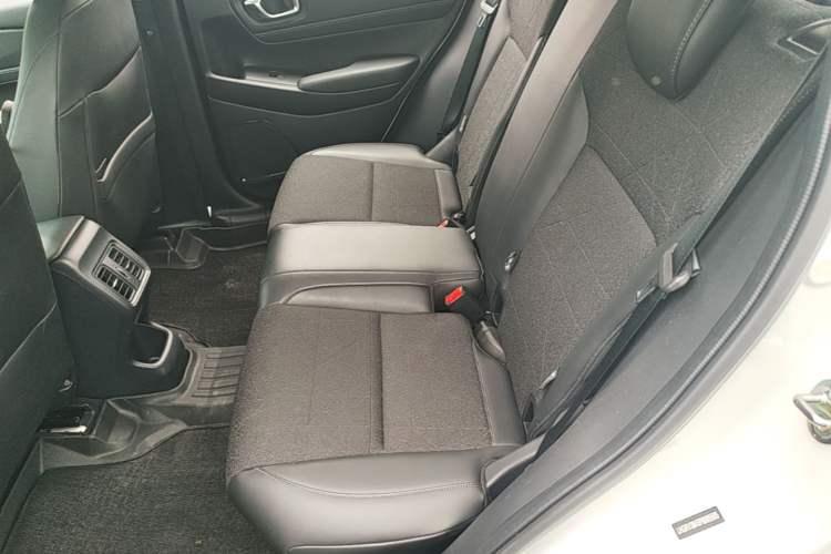 Used Honda Vezel 2023 1.5L CVT Pioneer Edition Left Rear Seat