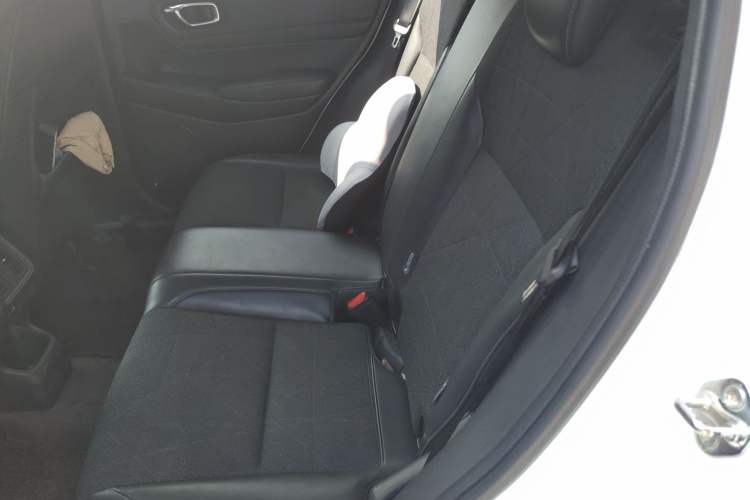 Used Honda Vezel 2023 1.5L CVT Tech Edition Left Rear Seat