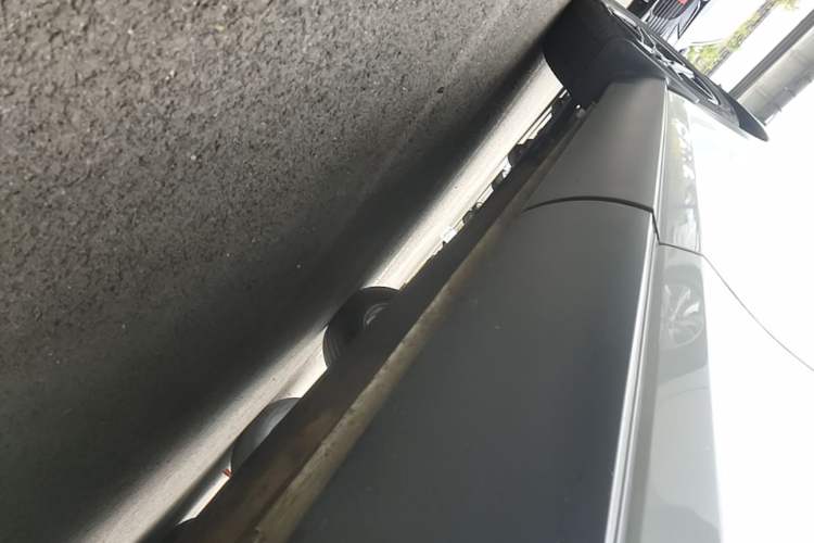 Used Honda Vezel 2023 1.5L CVT Elite Edition Left Side Sill