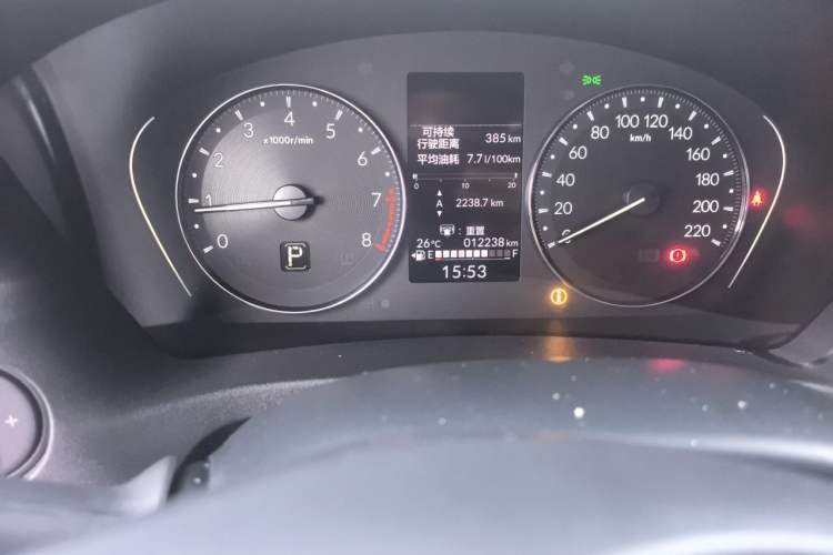 Used Honda Vezel 2023 1.5L CVT Elite Edition Odometer Close Up