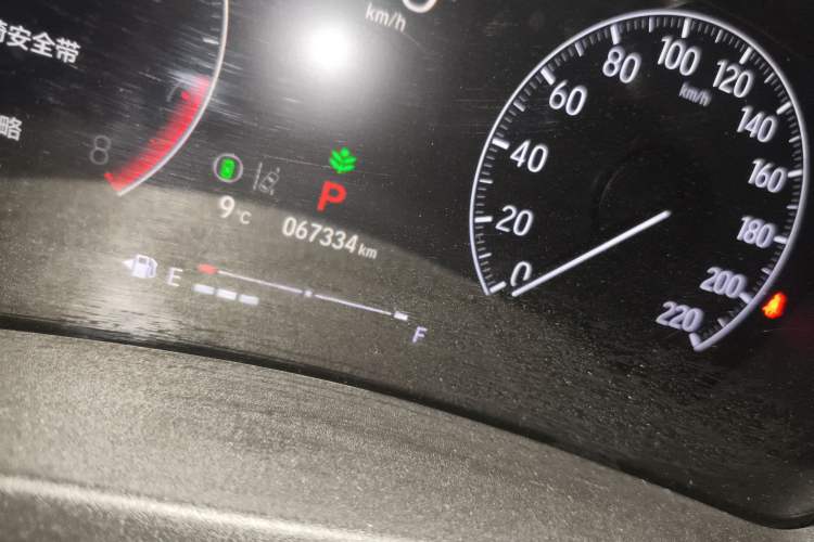 Used Honda Vezel 2023 1.5L CVT Tech Edition Odometer Close Up