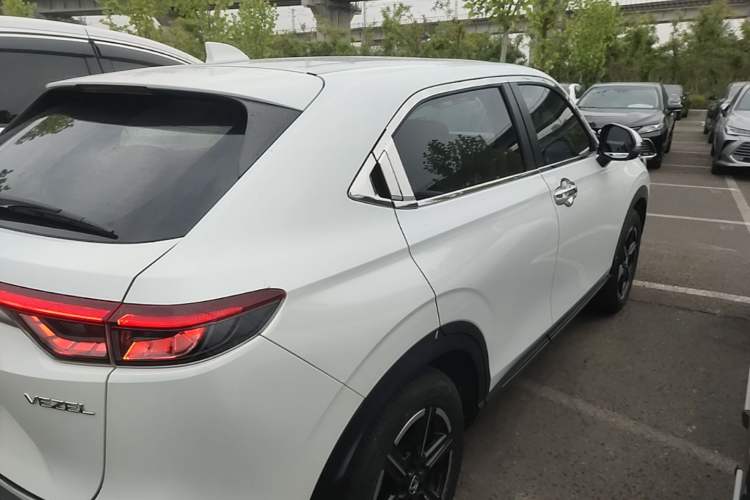 Used Honda Vezel 2023 1.5L CVT Elite Edition Rear Right 45 Deg