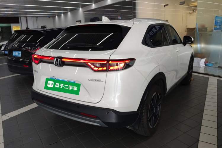 Used Honda Vezel 2023 1.5L CVT Tech Edition Rear Right 45 Deg