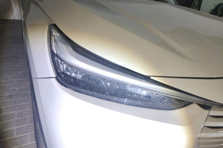 Used Honda Vezel 2023 1.5L CVT Elite Edition Right Front Headlight