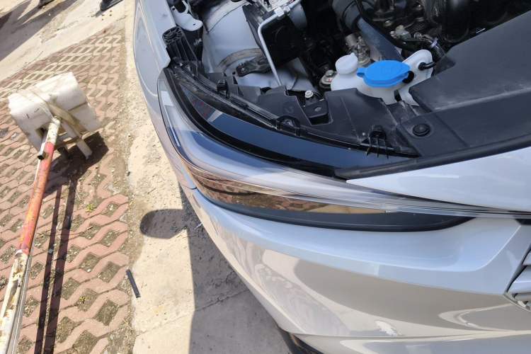 Used Honda Vezel 2023 1.5L CVT Elite Edition Right Front Headlight